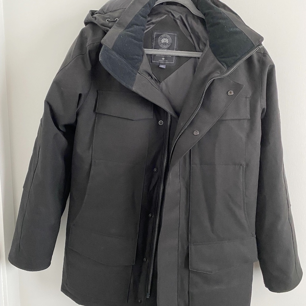 Unworn Canada Goose Windermere Coat